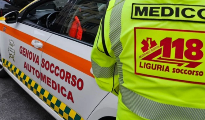 Resta incastrato con la mano nel tritacarne, macellaio all'ospedale