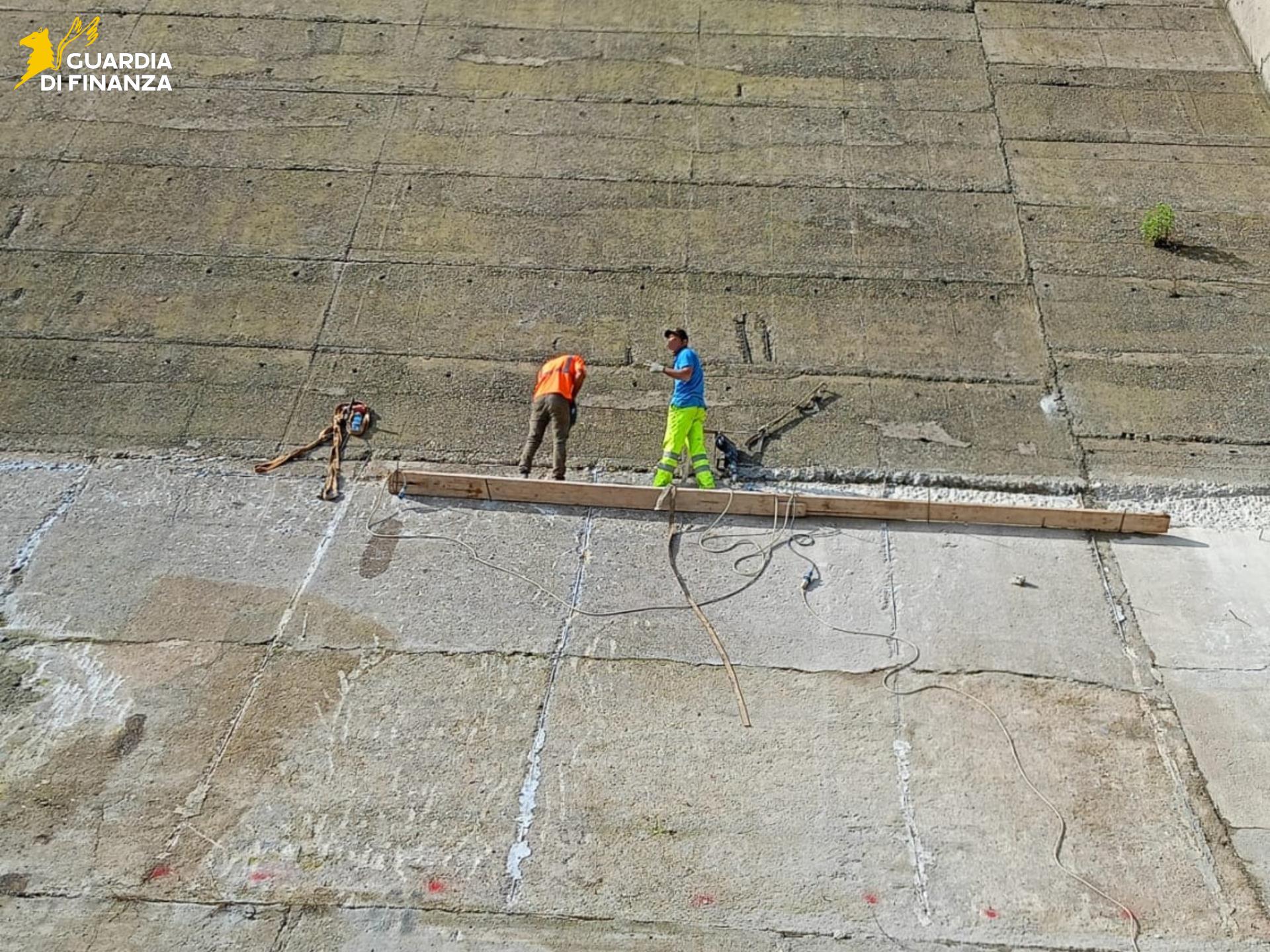 Incidente sul lavoro fa scoprire sistema di caporalato: perquisizioni anche in Liguria