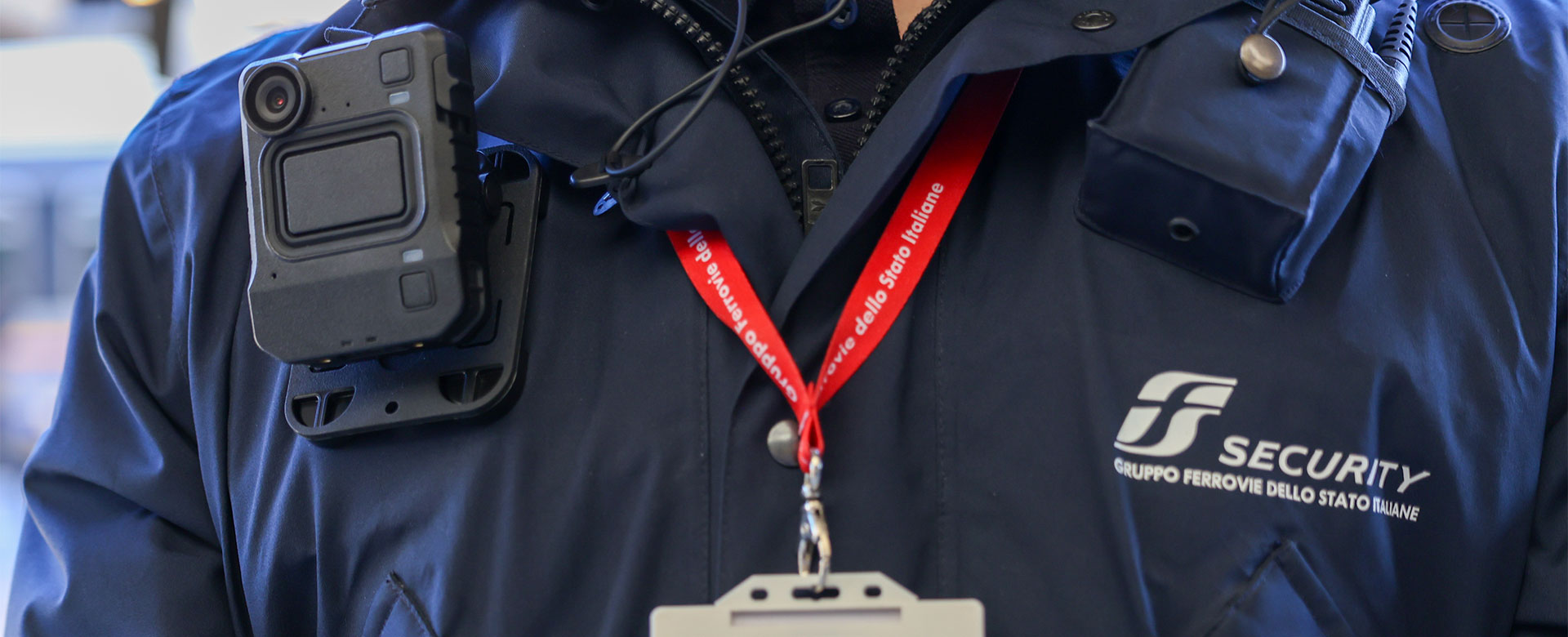 Violenza sul treno a Voltri: capotreno ferito da passeggero invalido al 100%, indagini aperte