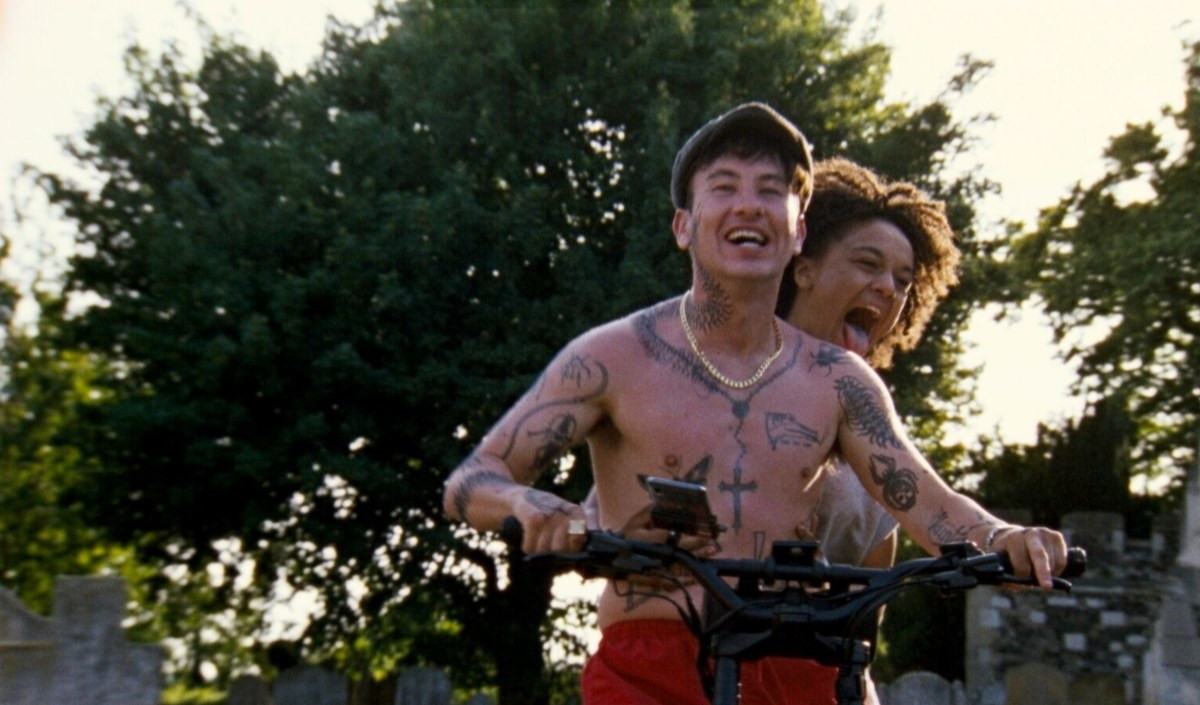 Il film della settimana: 'Bird', la difficoltà di passare dall'adolescenza alla femminilità