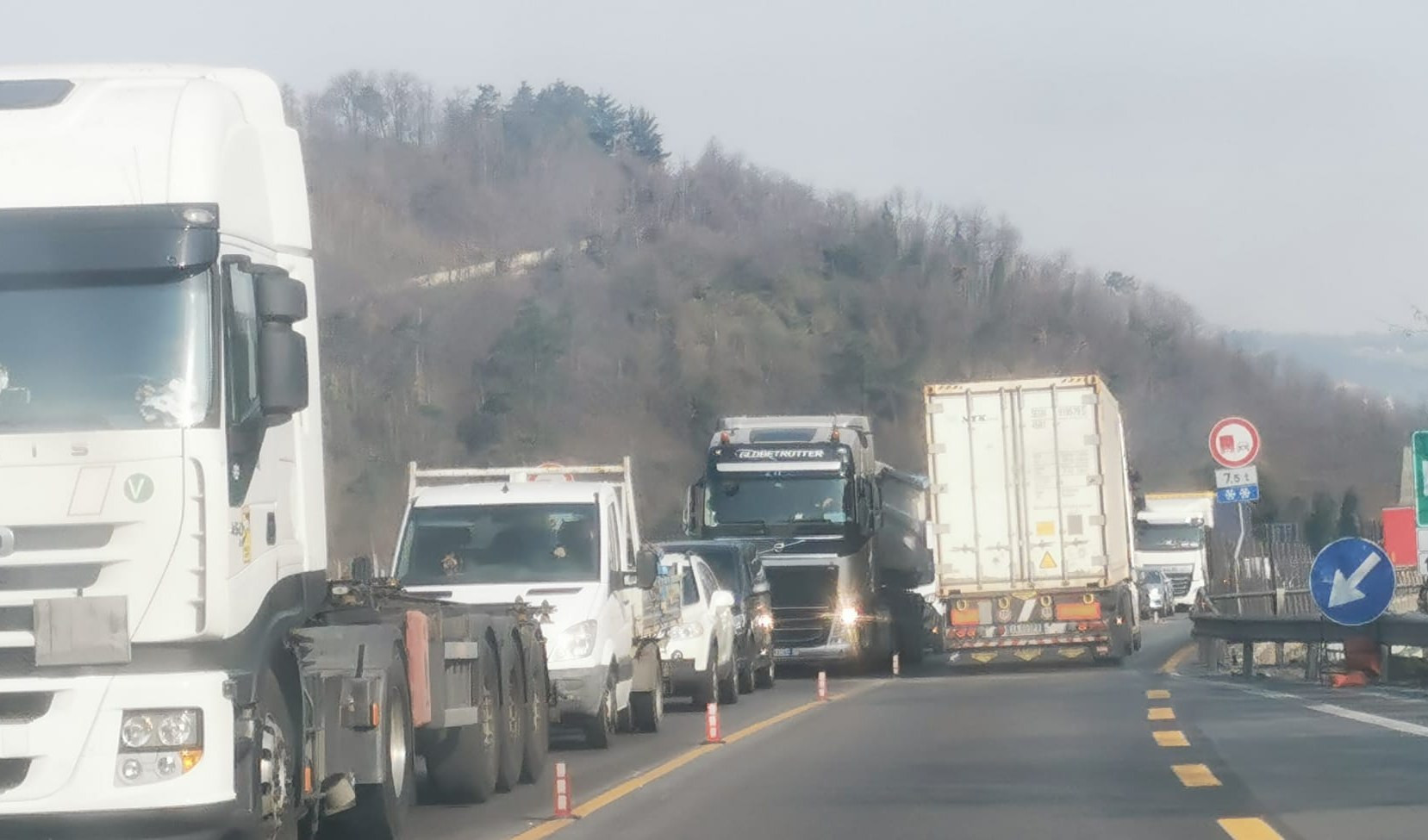 Caos autostrade, il 10 settembre il ministro Salvini incontrerà gli autotrasportatori