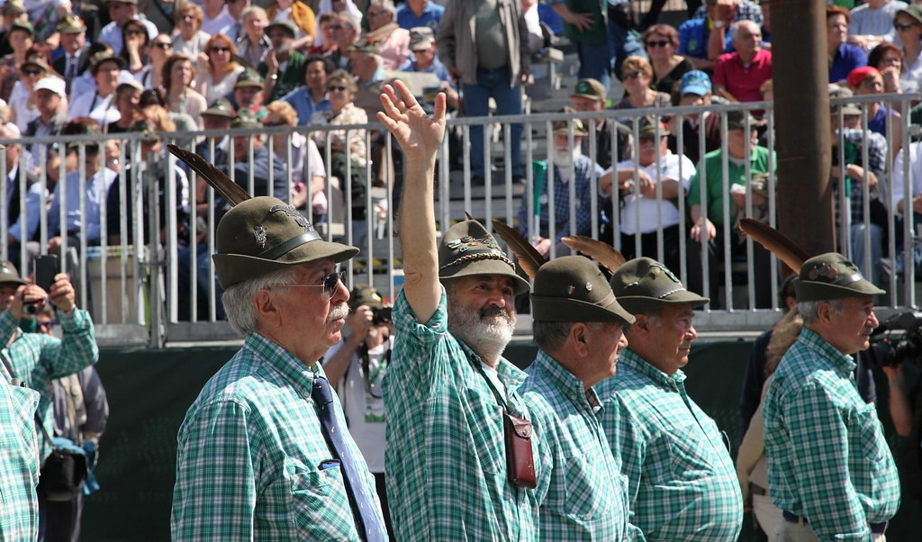 Un'adunata di alpini