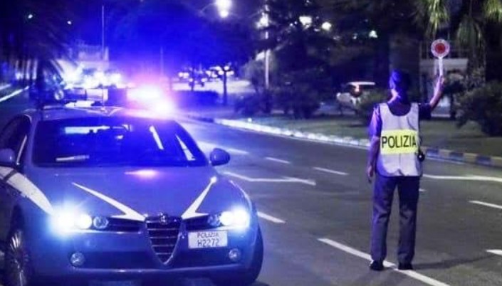 Movida pericolosa: 18 dosi di ketamina in auto, arrestato 20enne