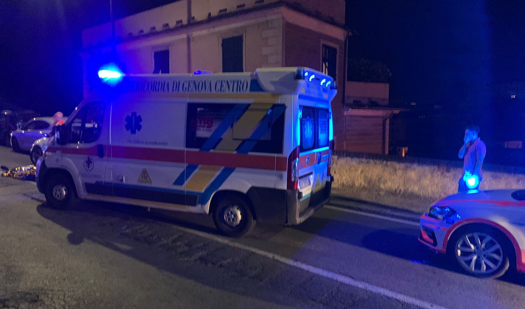 Genova, incidente auto moto in corso Gastaldi: un ferito