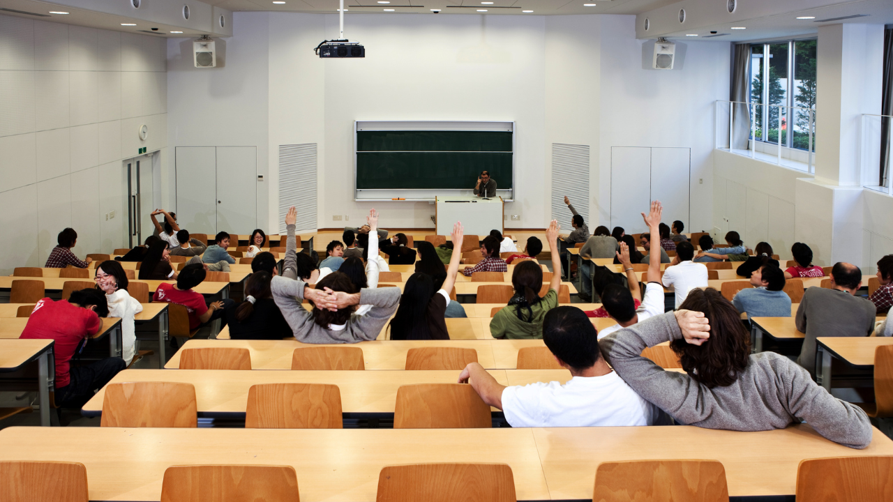 Maturità, la prima prova in aula per la generazione Covid