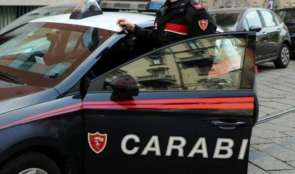 auto dei carabinieri