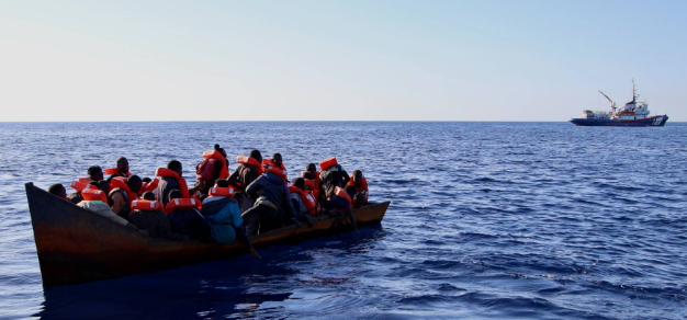 Nave Mediterranea, 10 naufraghi in condizioni critiche a Pantelleria ma il porto scelto è Genova