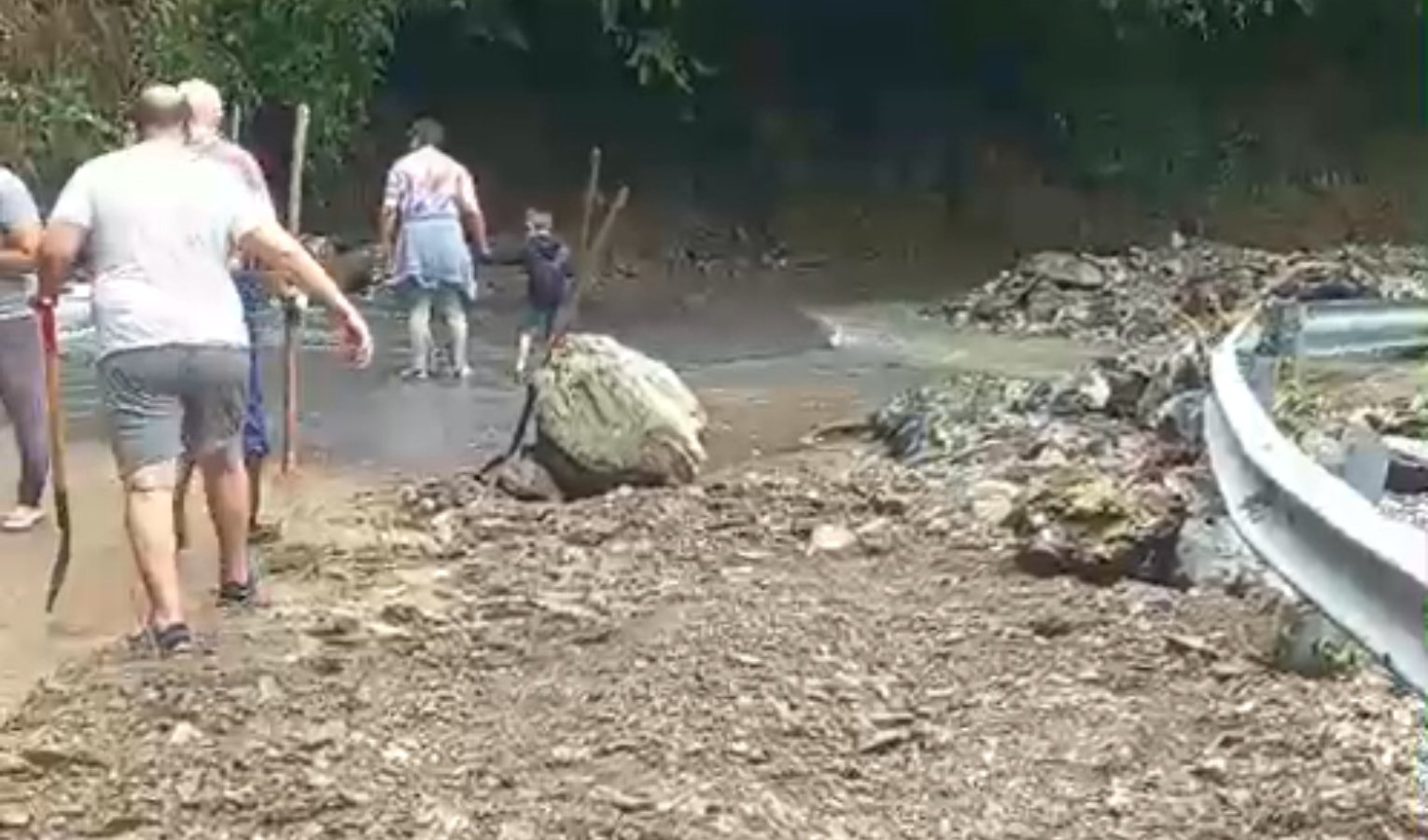 Maltempo in Liguria tra temporali a Genova e smottamenti a Bargagli