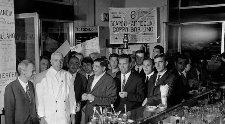 Ha chiuso il Bar Lino, ha fatto la storia degli aperitivi a Genova