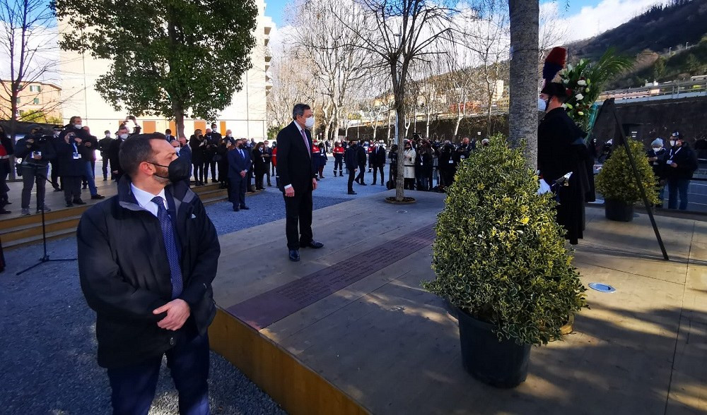 Il premier Draghi a Genova, il racconto della giornata attraverso le foto simbolo