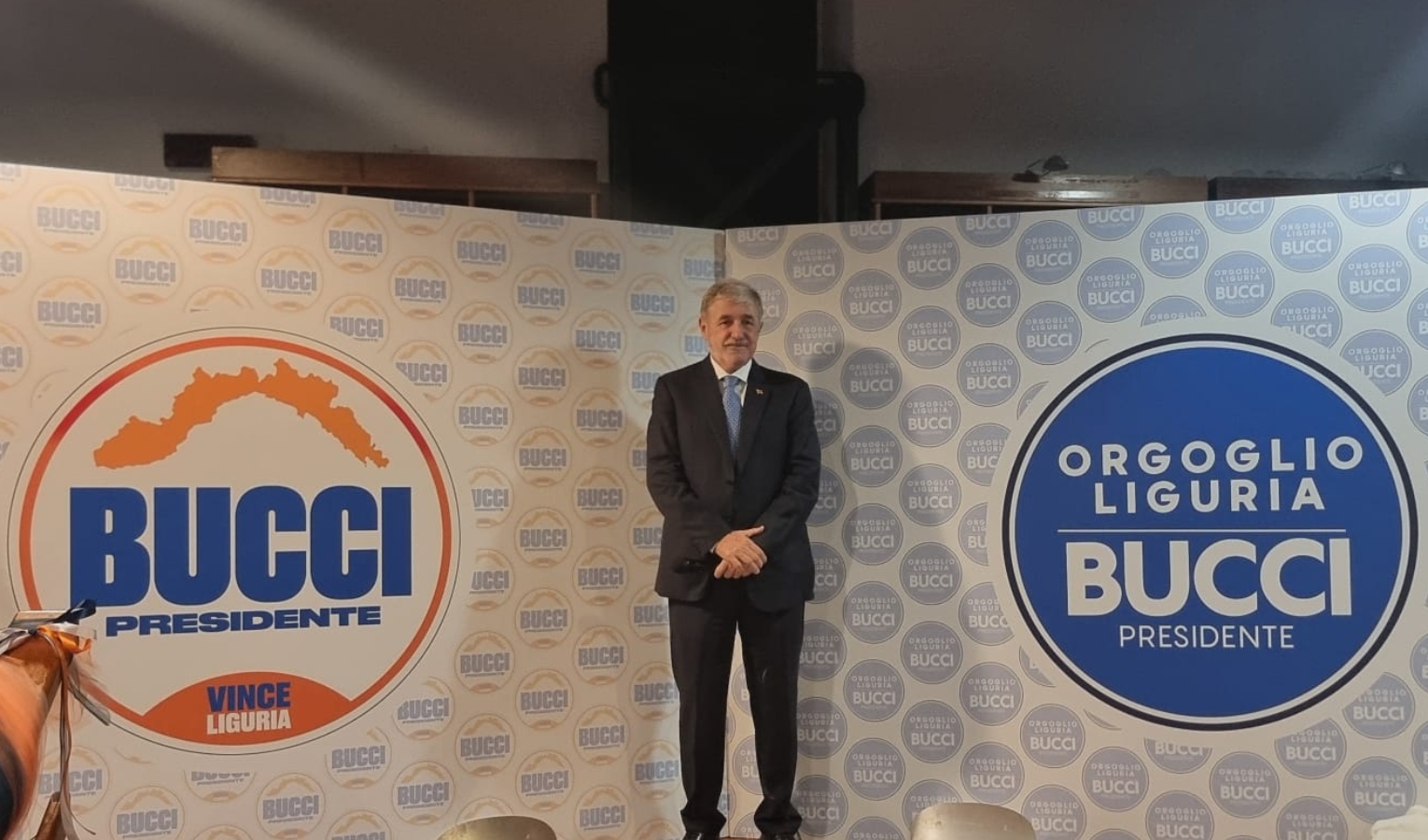 Regionali, Bucci presenta il logo e attacca 