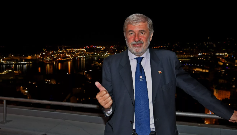 Marco Bucci presto nonno: