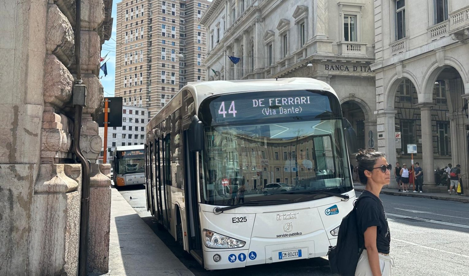 Crisi Amt: meno bus per inizio scuola, Comune lavora per tenere le gratuità