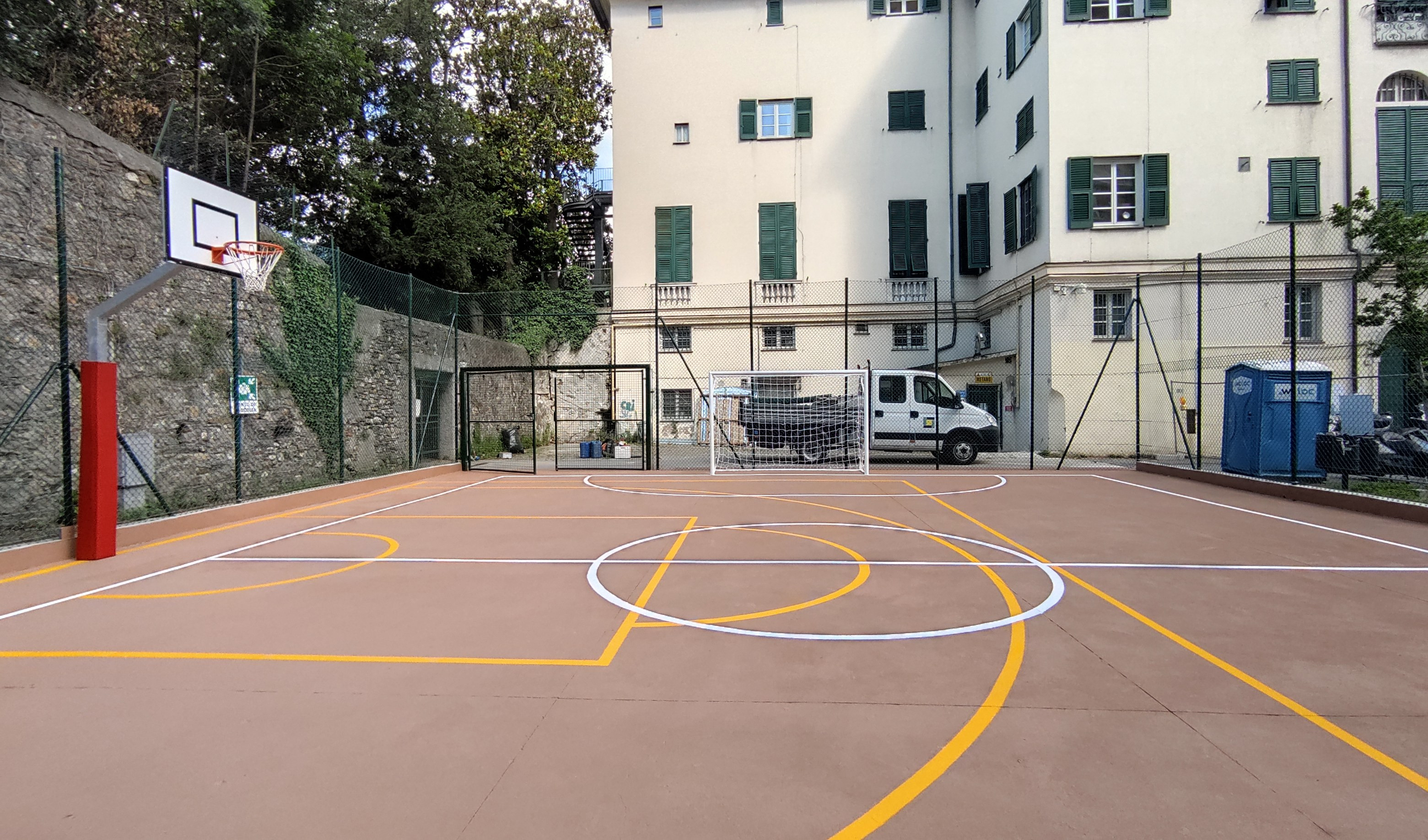 Genova, a Bolzaneto il restyling di un'area gioco e di un campo sportivo