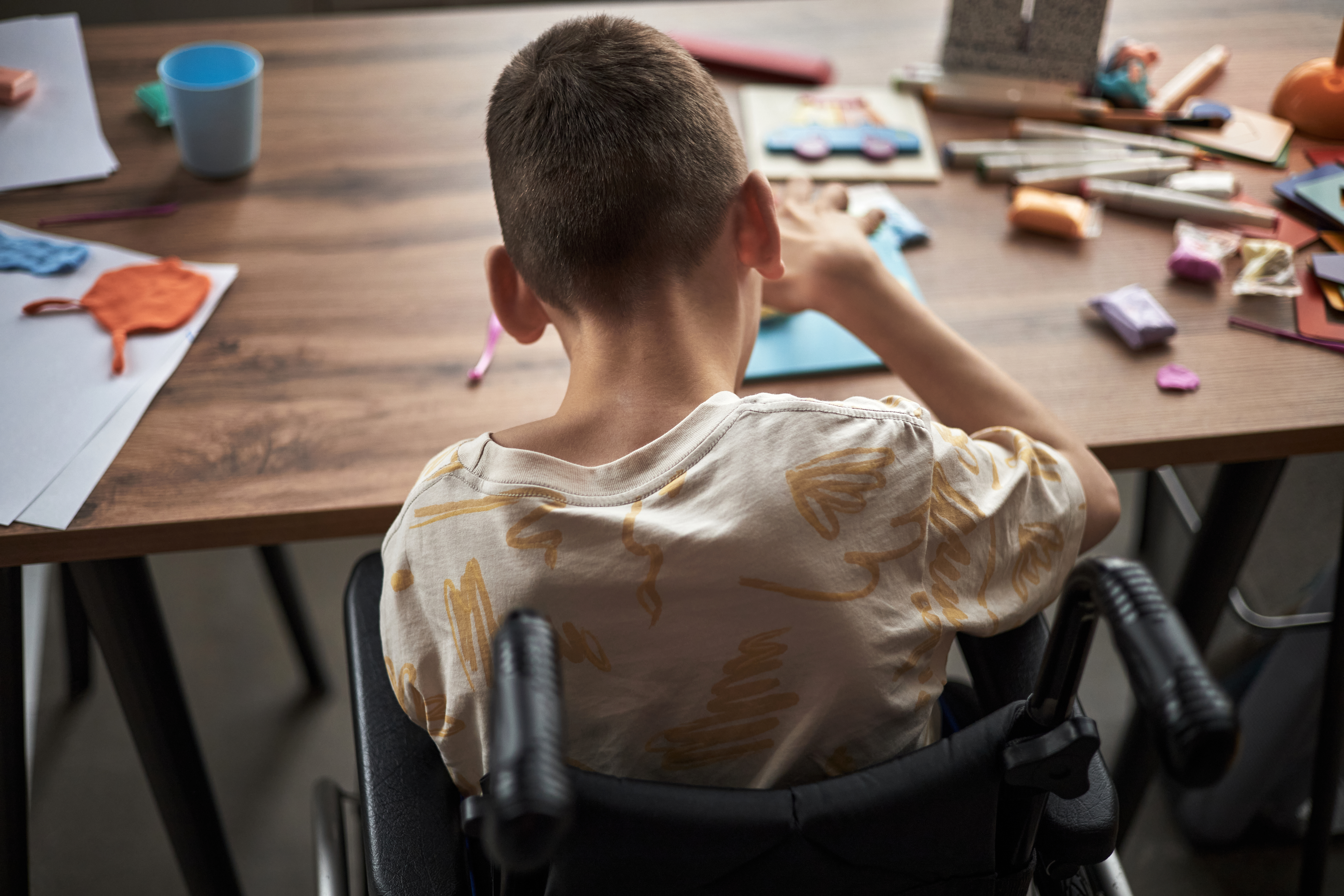 La forza dei genitori, alle 21 sei storie a 'People'