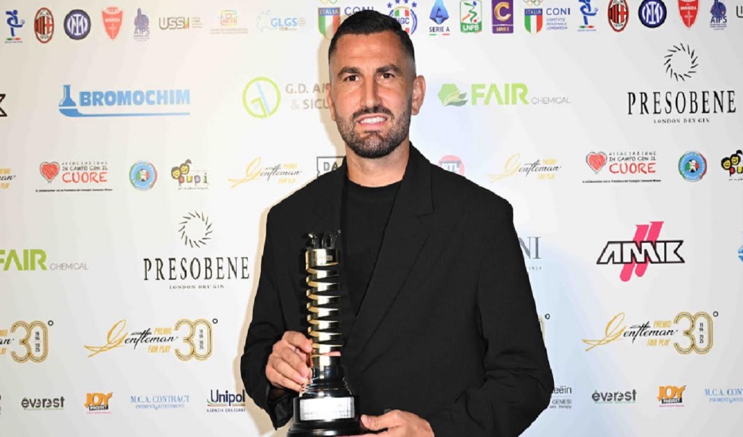 Coda ricarica la Samp: