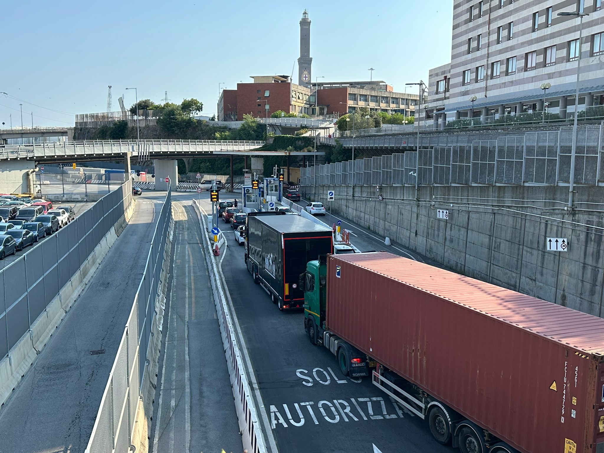 Imbarchi traghetti: situazione traffico, code e viabilità alternativa