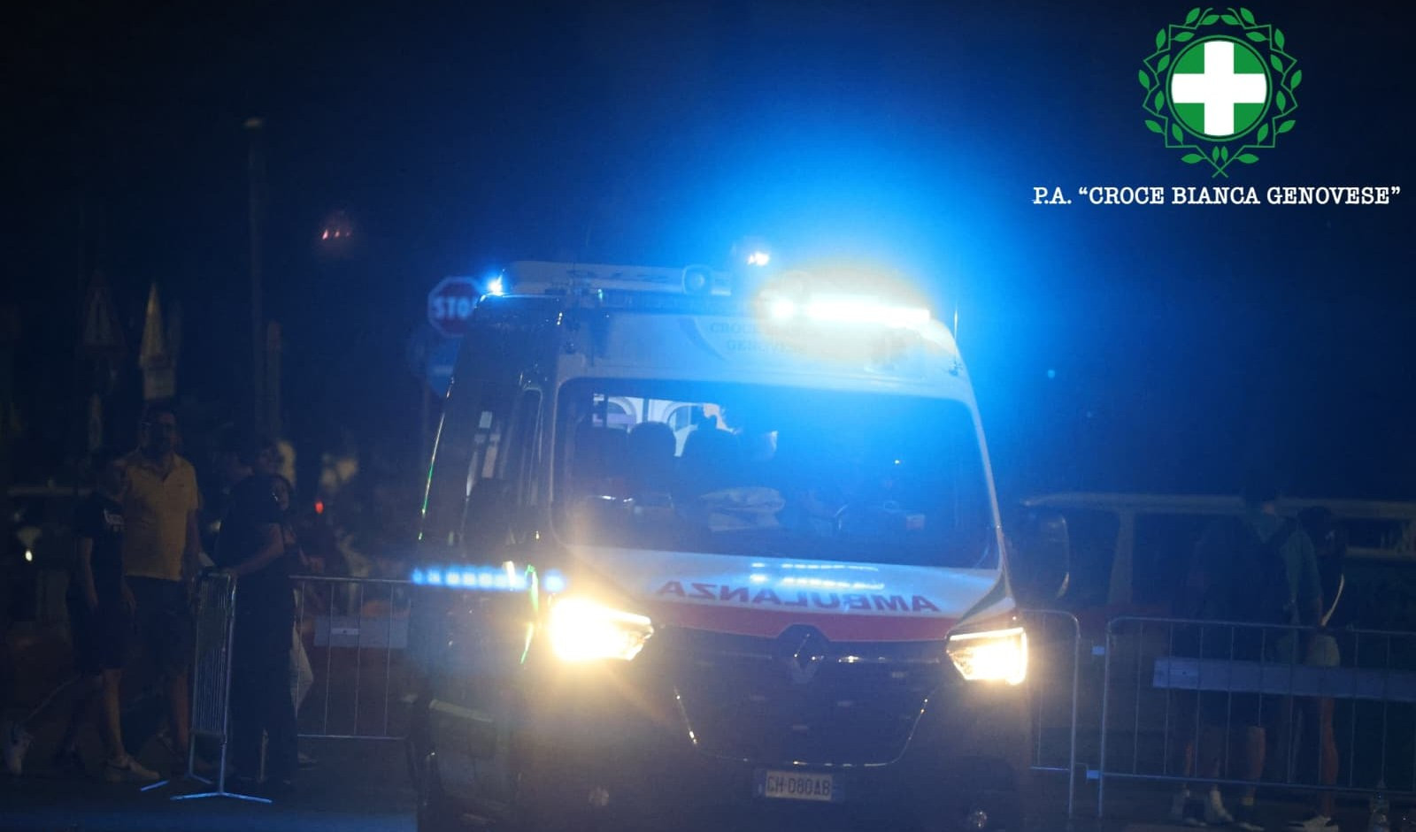 Halloween alcolico, 30 interventi per intossicazione etilica. Ragazza casca da muretto, è in codice rosso