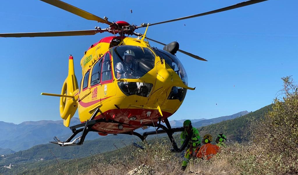 Portofino, escursionista scivola: all'ospedale in elicottero