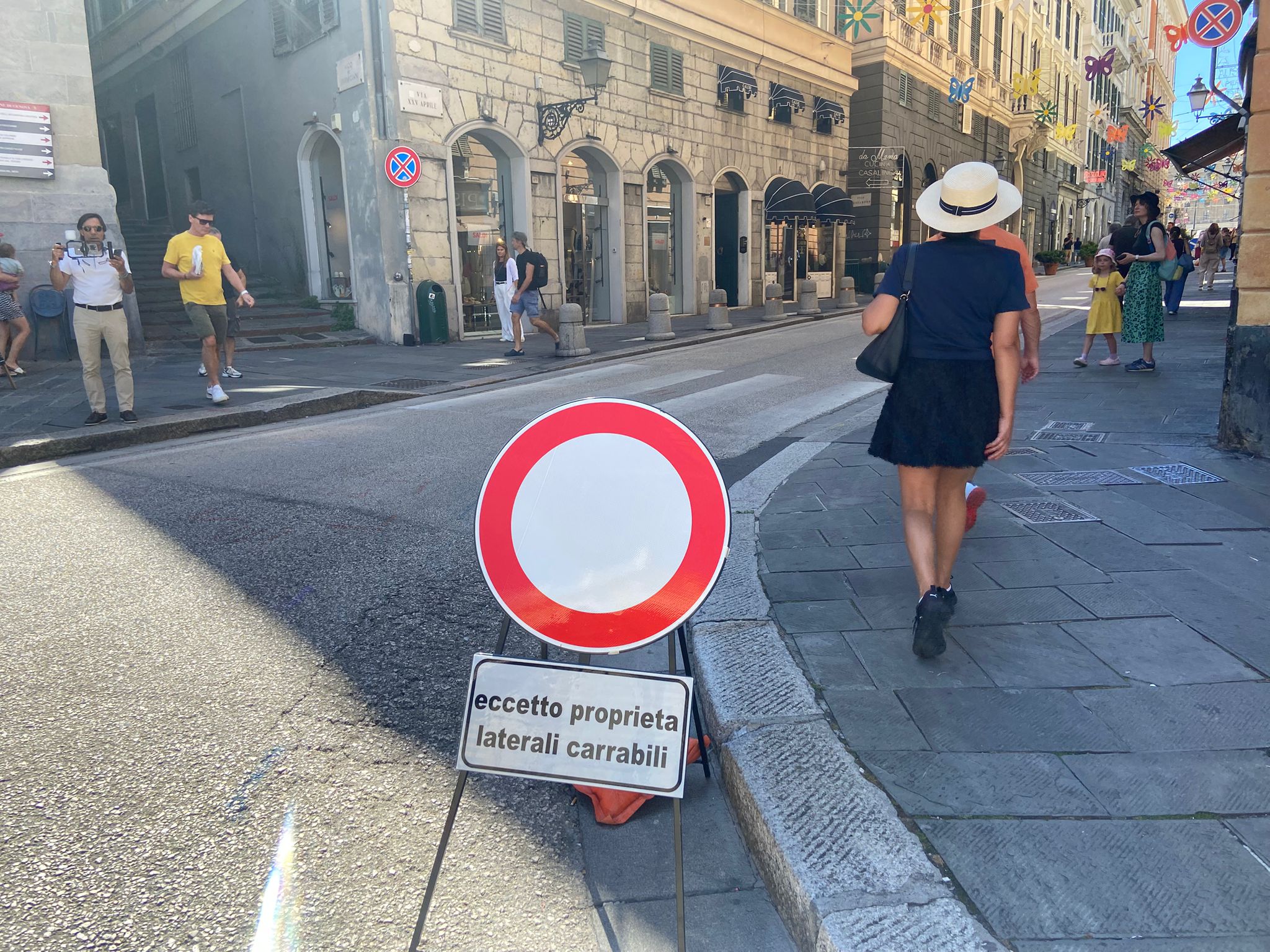 Rivoluzione traffico in piazza Fontane Marose: via XXV Aprile, tutte le modifiche