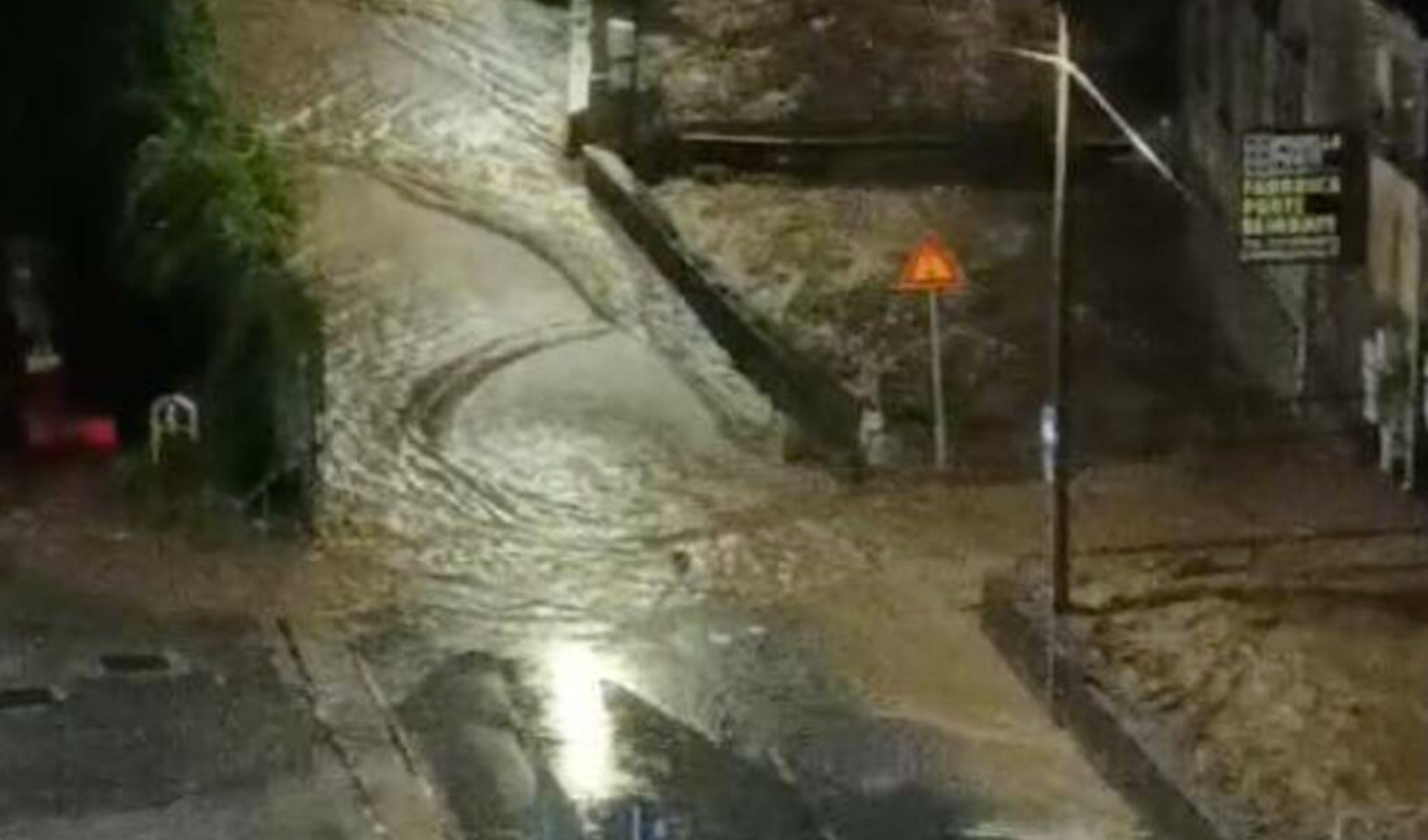 Temporale su Genova, il rio Fegino raggiunge soglia di allarme in un punto