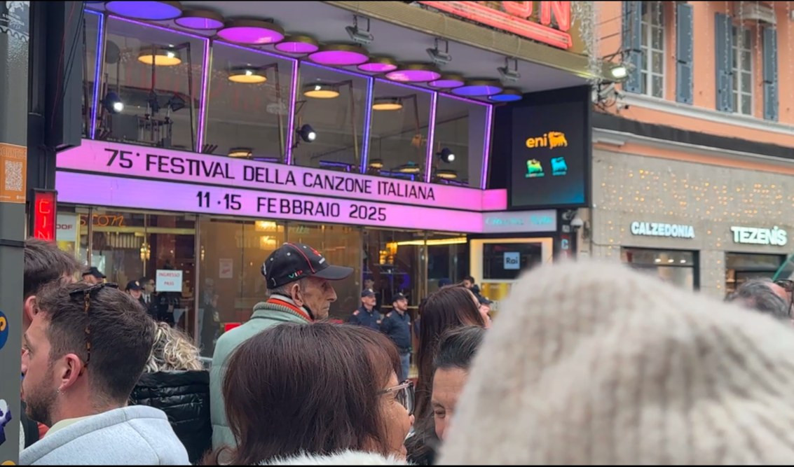 Festival di Sanremo,  fans e turisti invadono la città dei fiori