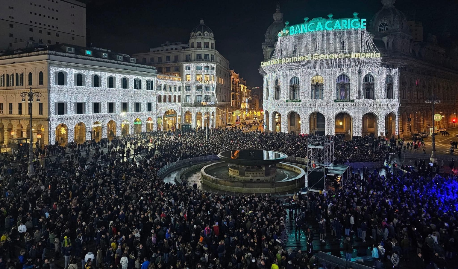 Tricapodanno, in 20mila alla serata anni '90 in piazza De Ferrari