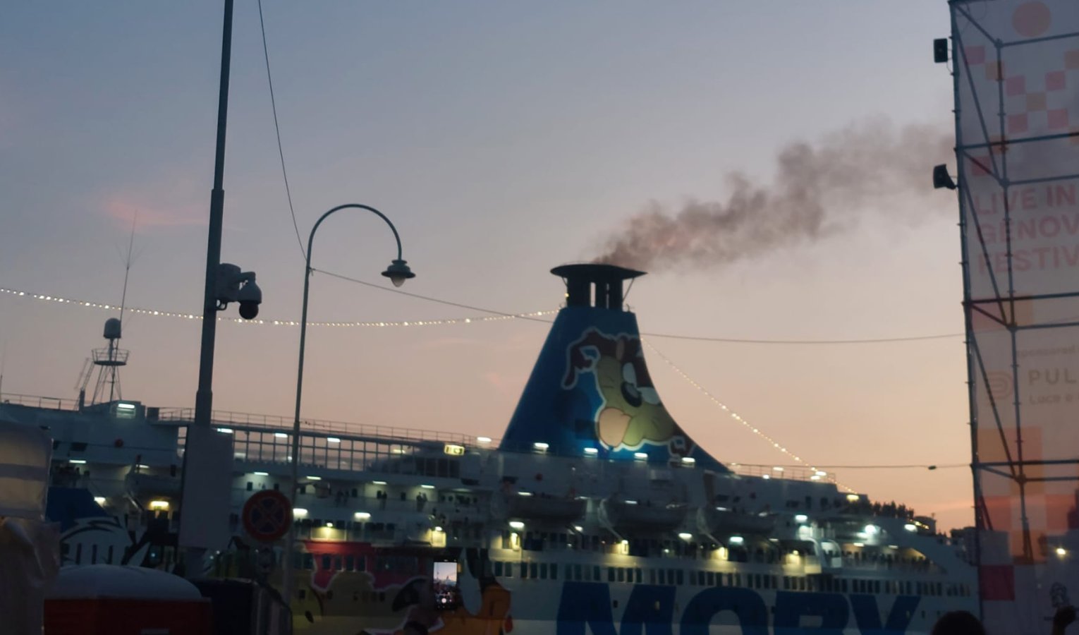 Inquinamento a Genova e fumo navi: oggi l'osservatorio Ambiente-Salute