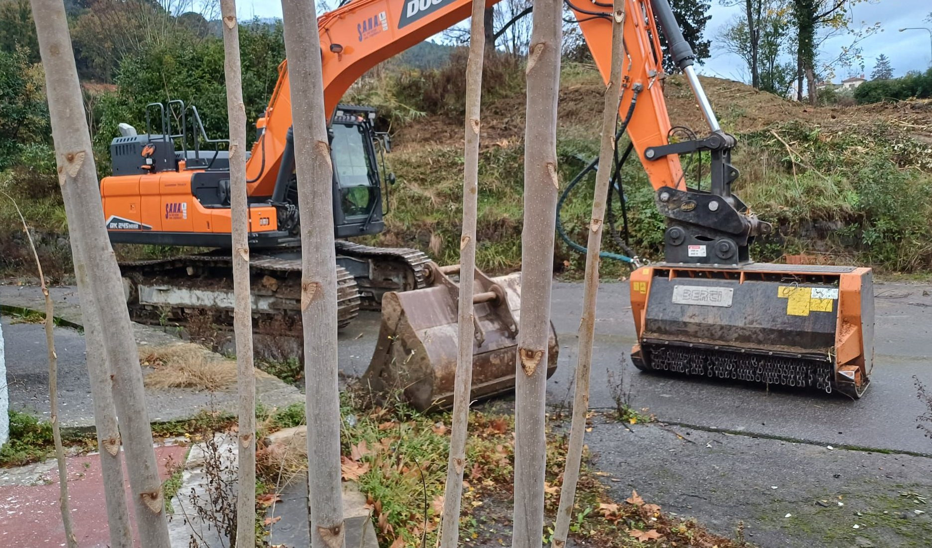 Ospedale Felettino, sfalci e pulizia per la partenza del cantiere