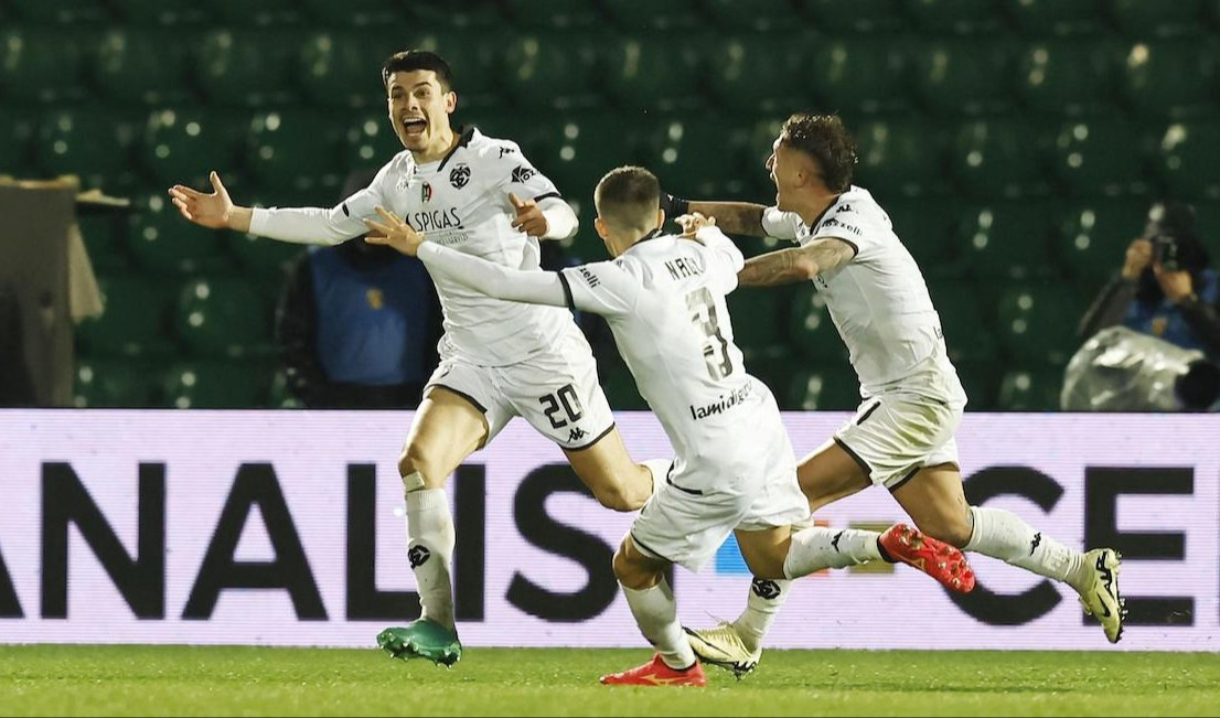 Lo Spezia affonda contro la Juve Stabia e chiude tra i fischi del Picco