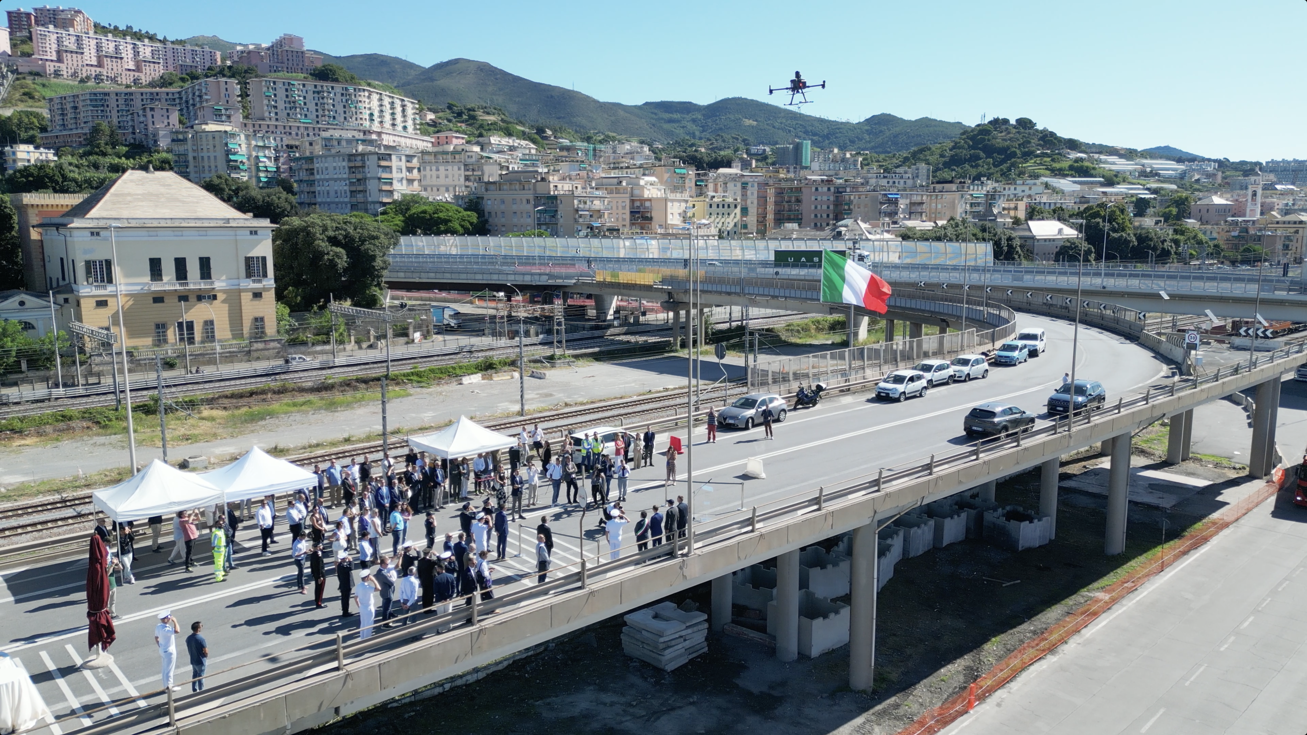 Collegamento diretto autostrada-porto di Pra' per i mezzi pesanti, inaugurato il nuovo viadotto