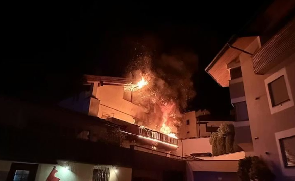 Allarme incendi in casa, come proteggersi: i consigli dei vigili del fuoco