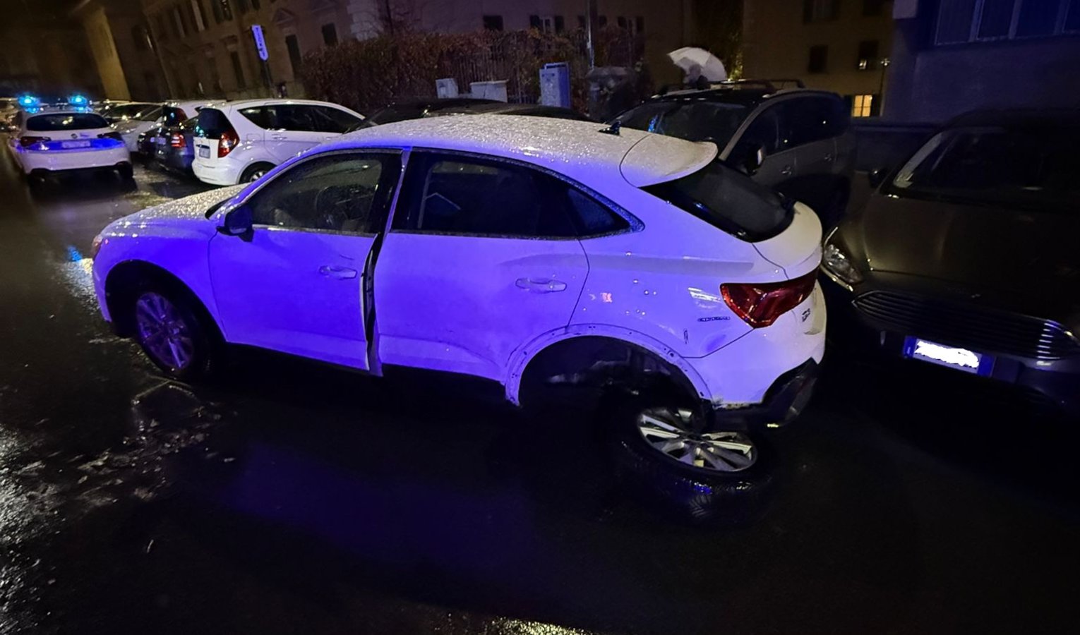 Scontro tra auto in via Nizza a Genova: due feriti