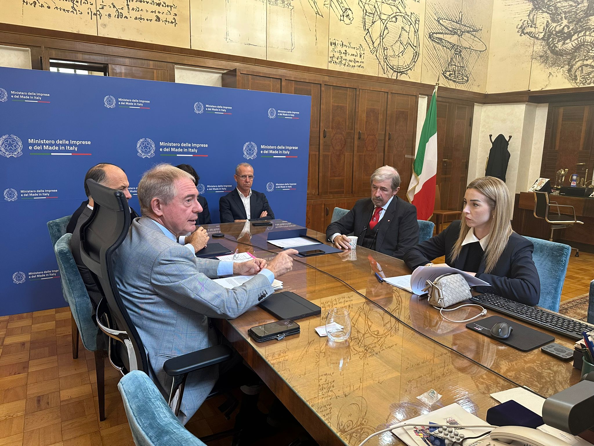 Ex Ilva, tavolo a Roma: piccola apertura sullo zincato, presidio sciolto con