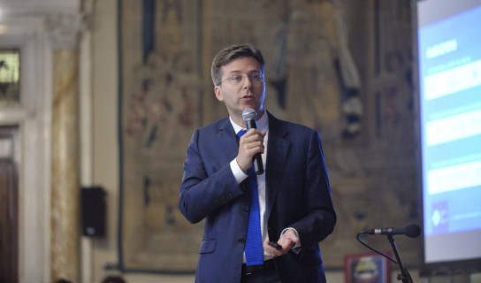 Paroli in Senato, Basso: