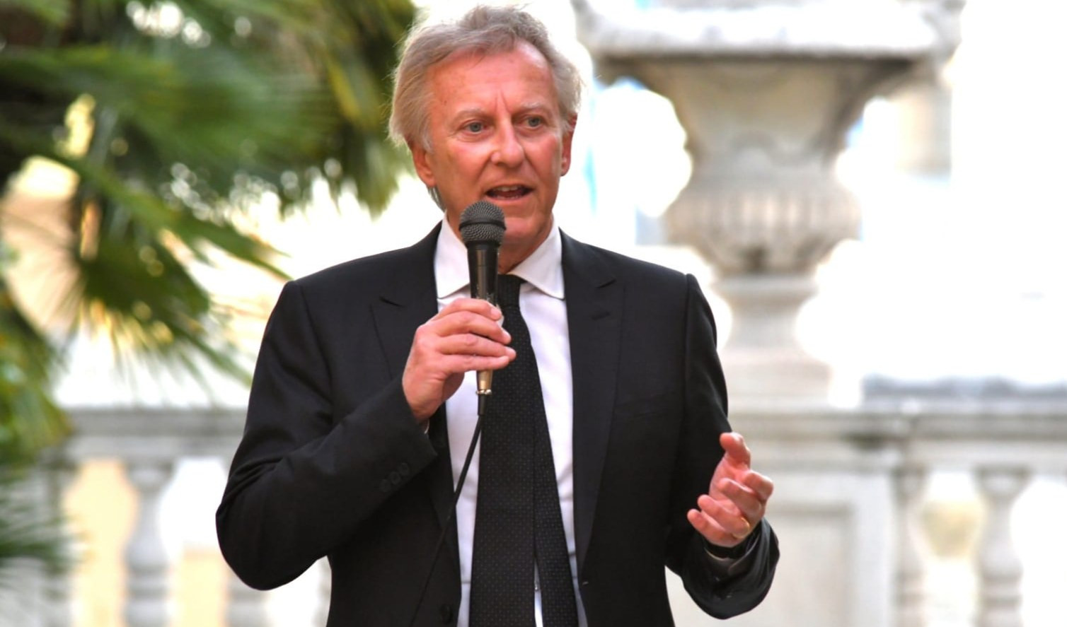 Fumi in porto: le emissioni stanno diminuendo