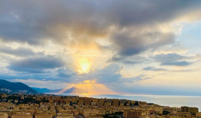 L'alba dal monte di Portofino