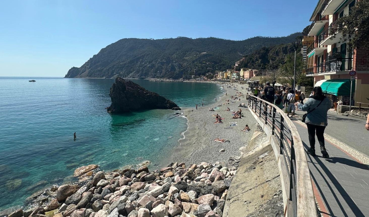 INCHIESTA - Spiagge libere: in Liguria in alcuni Comuni sotto il 10%