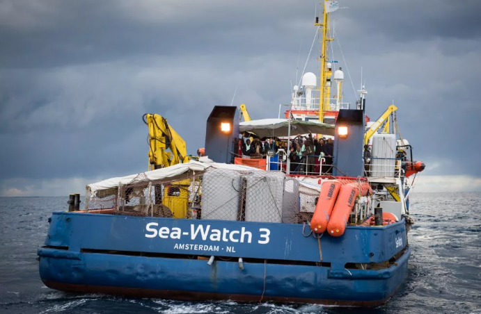 Lunedì l'arrivo della nave ong 'Sea Watch 5' alla Spezia: a bordo 69 migranti