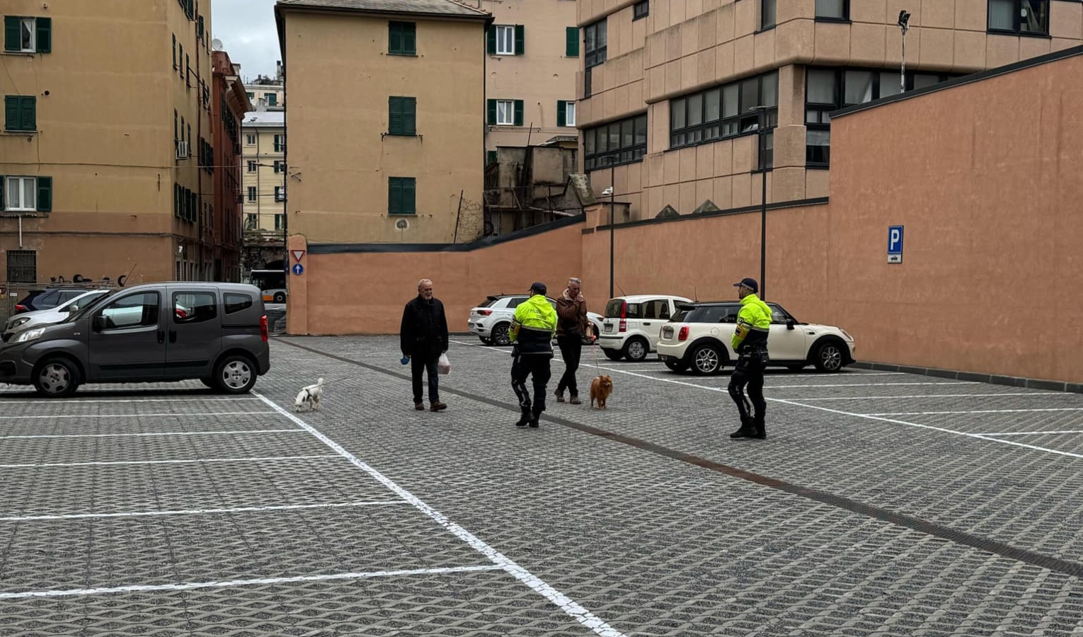 L'area dismessa di via Felicita Noli diventa un parcheggio. Piciocchi: 