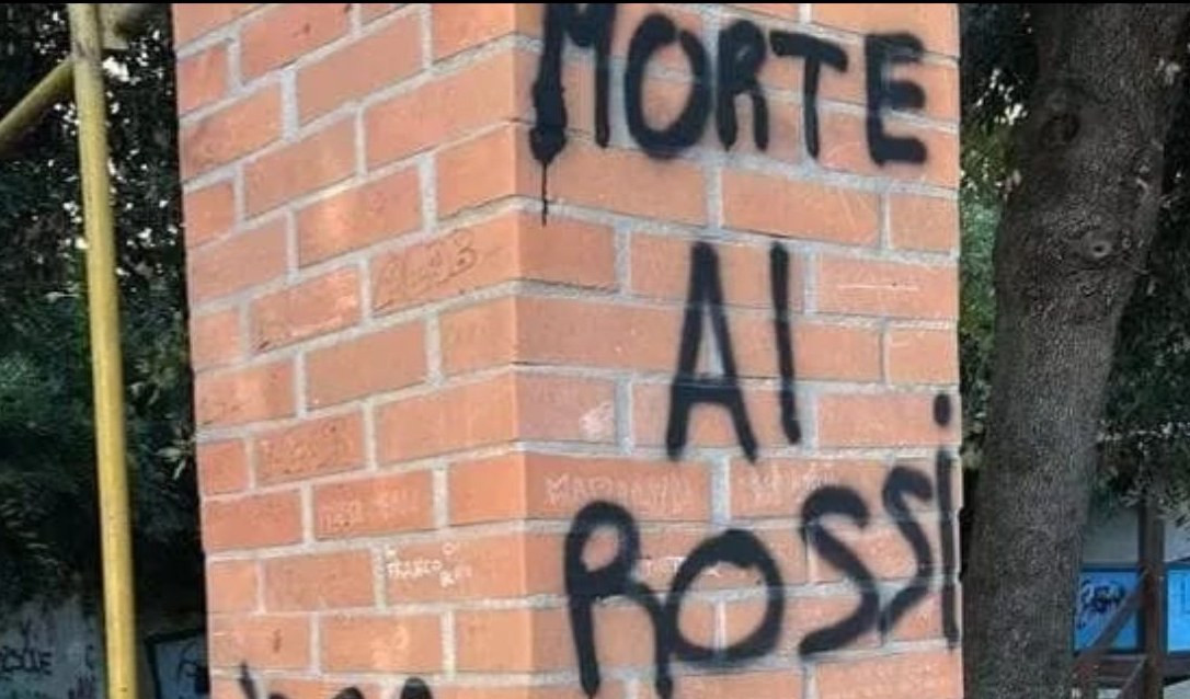 Vandalizzata la sede del Pci a Pra': 