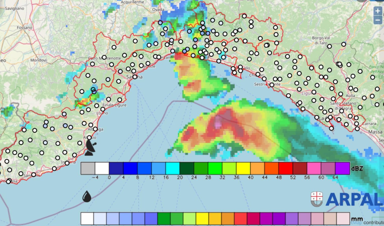 Maltempo, nella notte tempesta di pioggia e fulmini in mare