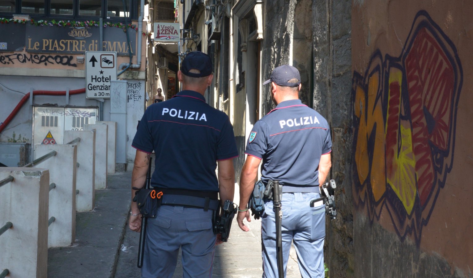 Genova, controlli a tappeto della polizia nel weekend: 5 arresti e 50 denunciati