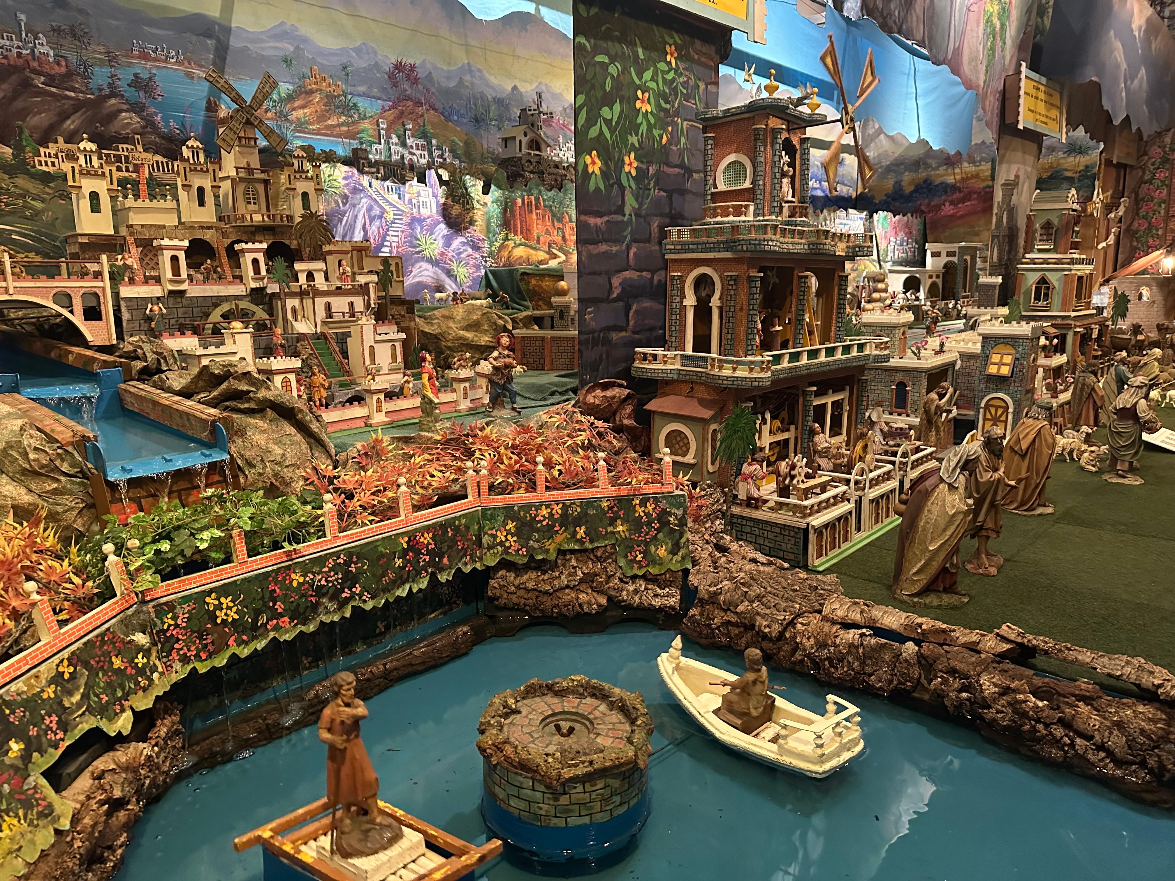 150 figure azionate da una ruota di bicicletta: il presepe meccanico racconta la vita al tempo di Gesù