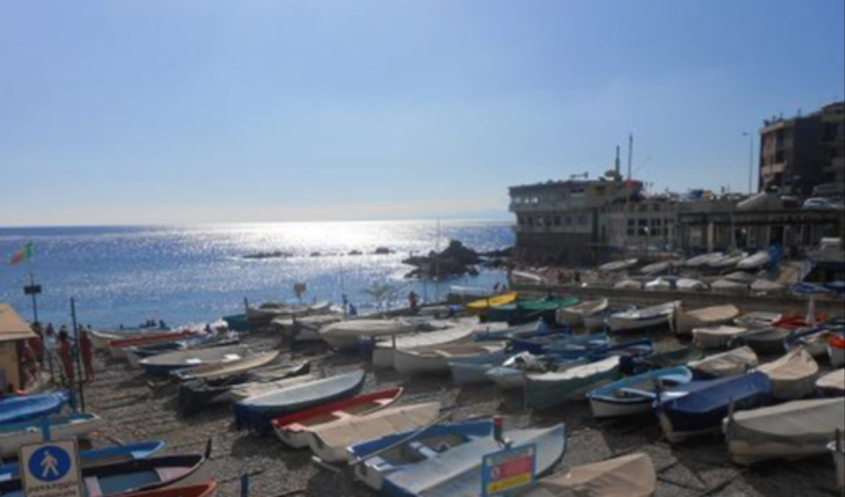 Genova, ancora temporaneamente vietata la balneazione a Priaruggia