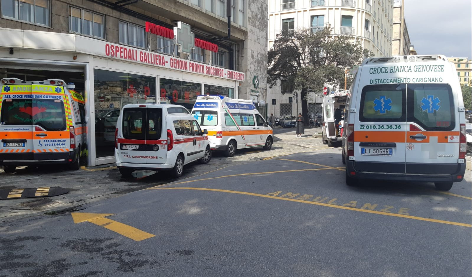 Genova, giovane va in escandescenza all'ospedale e strappa i fili dei macchinari