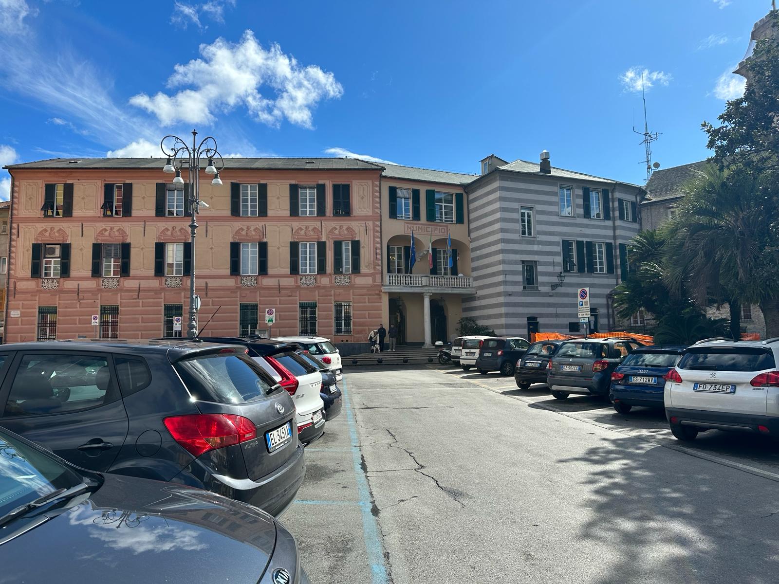 Rapallo ad alta tensione, accuse e controaccuse tra opposizione e sindaco Ricci