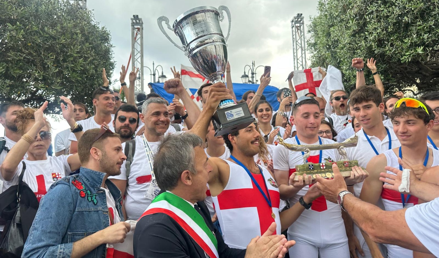 Genova trionfa ad Amalfi e vince la Regata delle Repubbliche Marinare