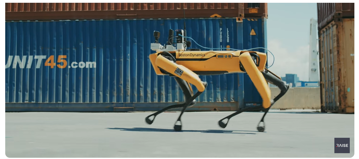 Il robot quadrupede diventa 'camallo' per la sicurezza in porto