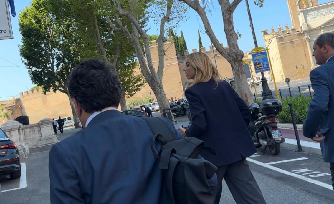 Roma, durato venti minuti incontro Salvini - Salis: